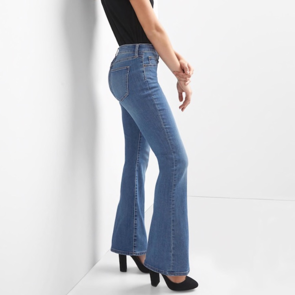 Gap mid rise perfect boot curvy jeans